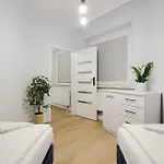 Rozany Han/Misafirhane *