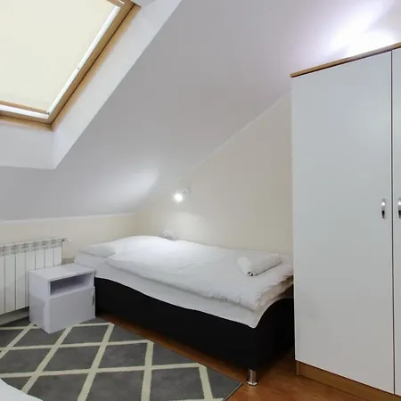 Rozany Laski (Kepno)