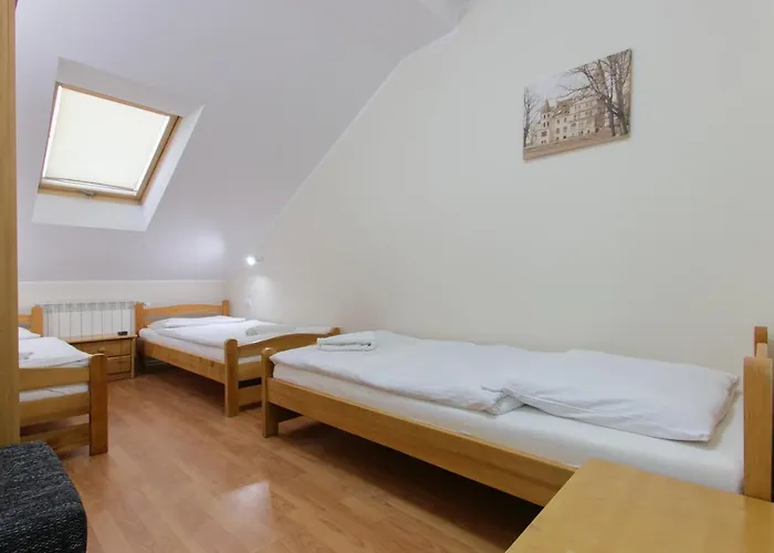 Rozany Han/Misafirhane *