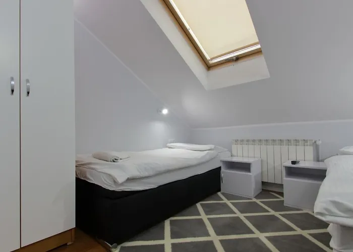 Han/Misafirhane Rozany *