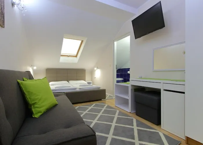 Rozany Han/Misafirhane